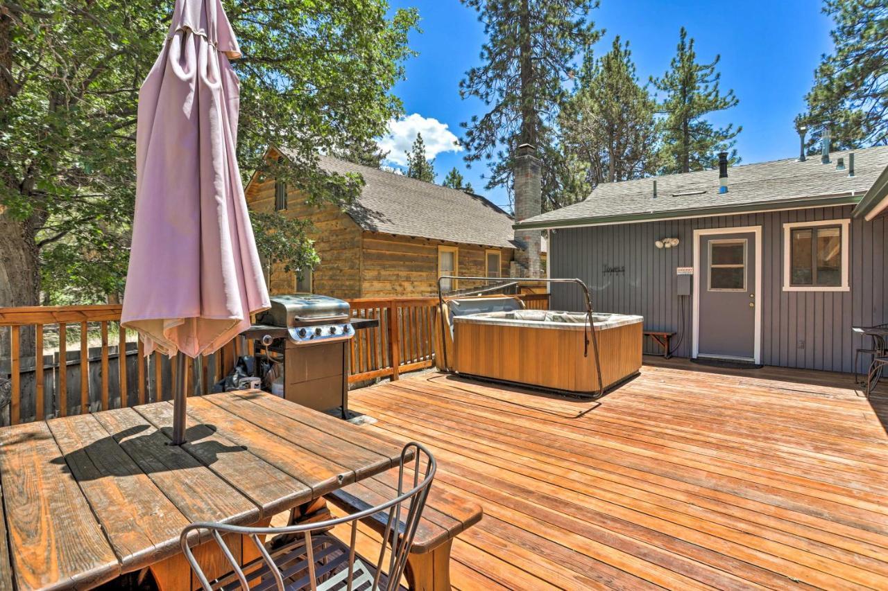 Big Bear Cabin With Deck And Hot Tub, Near Resorts! Біг-Бер-Лейк Екстер'єр фото
