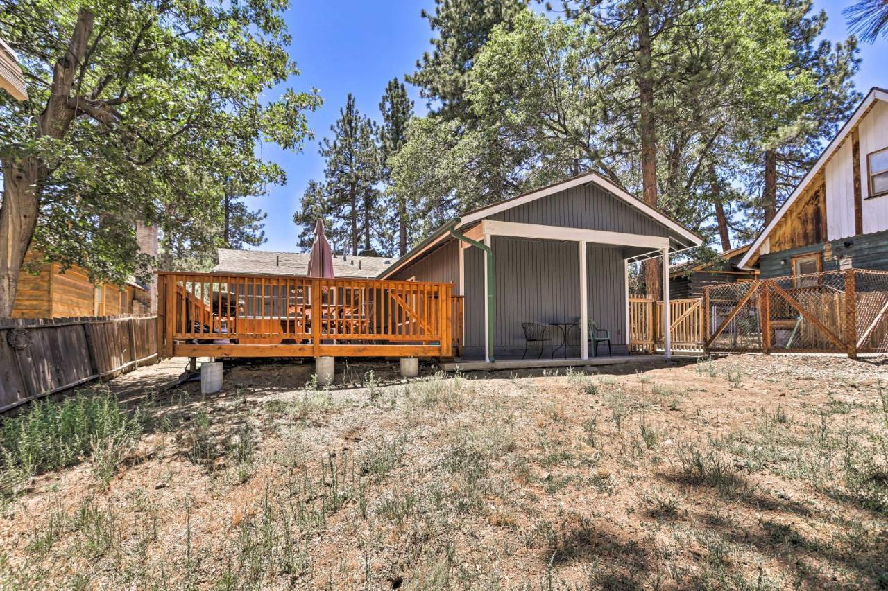 Big Bear Cabin With Deck And Hot Tub, Near Resorts! Біг-Бер-Лейк Екстер'єр фото